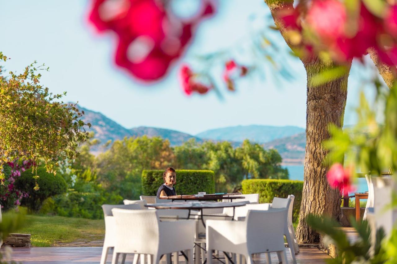 Unahotels Club Ancora Resort 4*