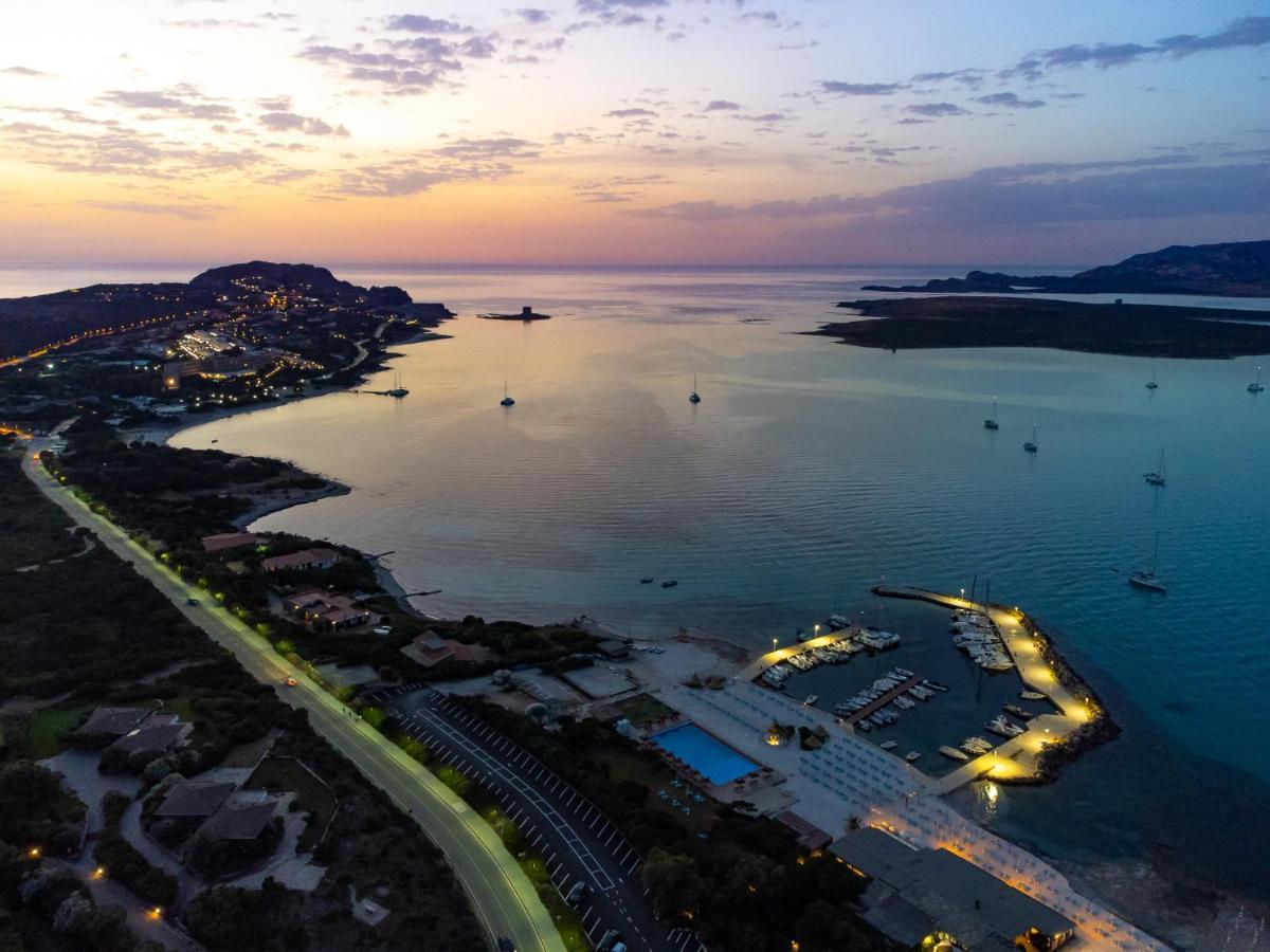 Unahotels Club Ancora Resort 4*